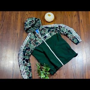 Adidas camo windbreaker